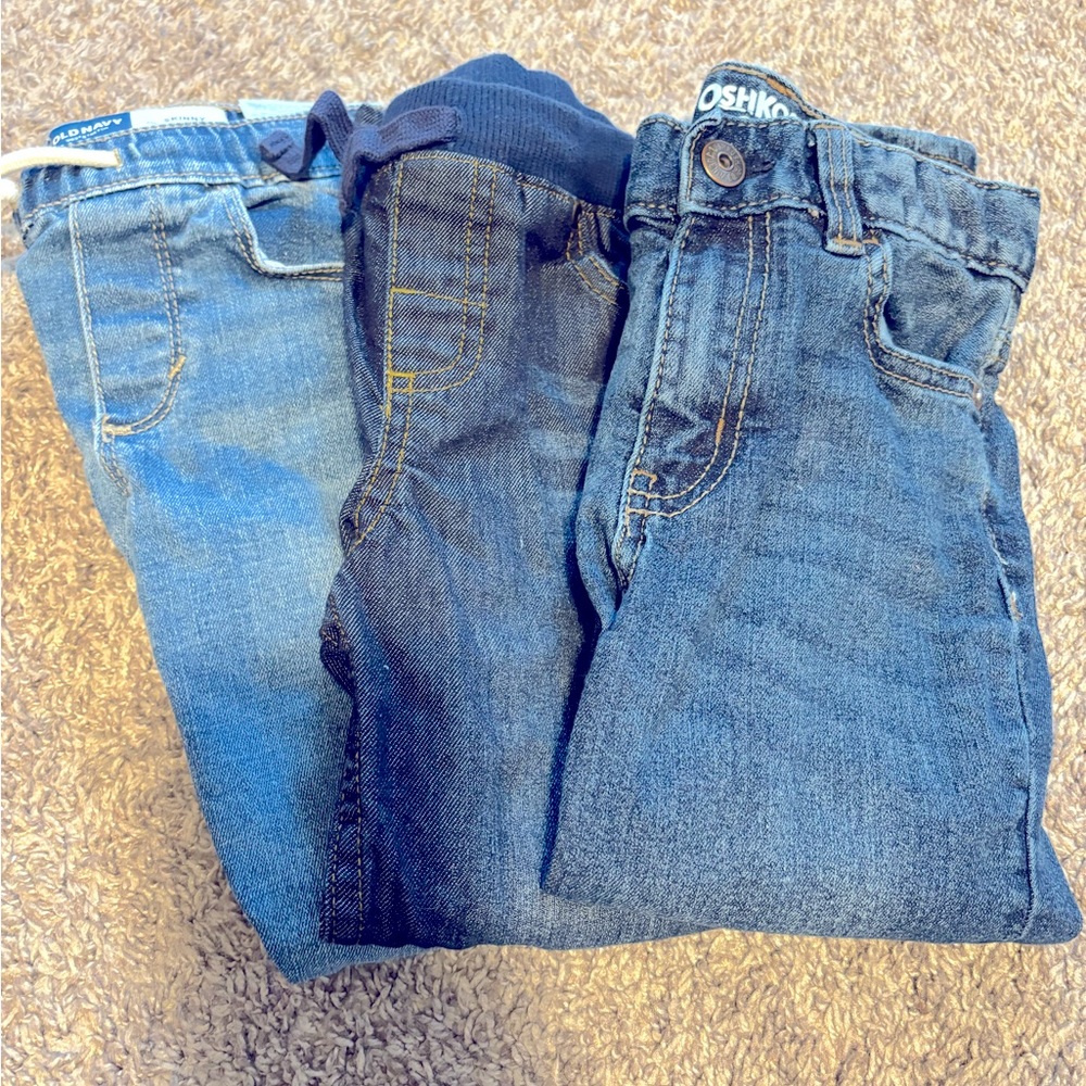 3 like new pairs of 4T jeans